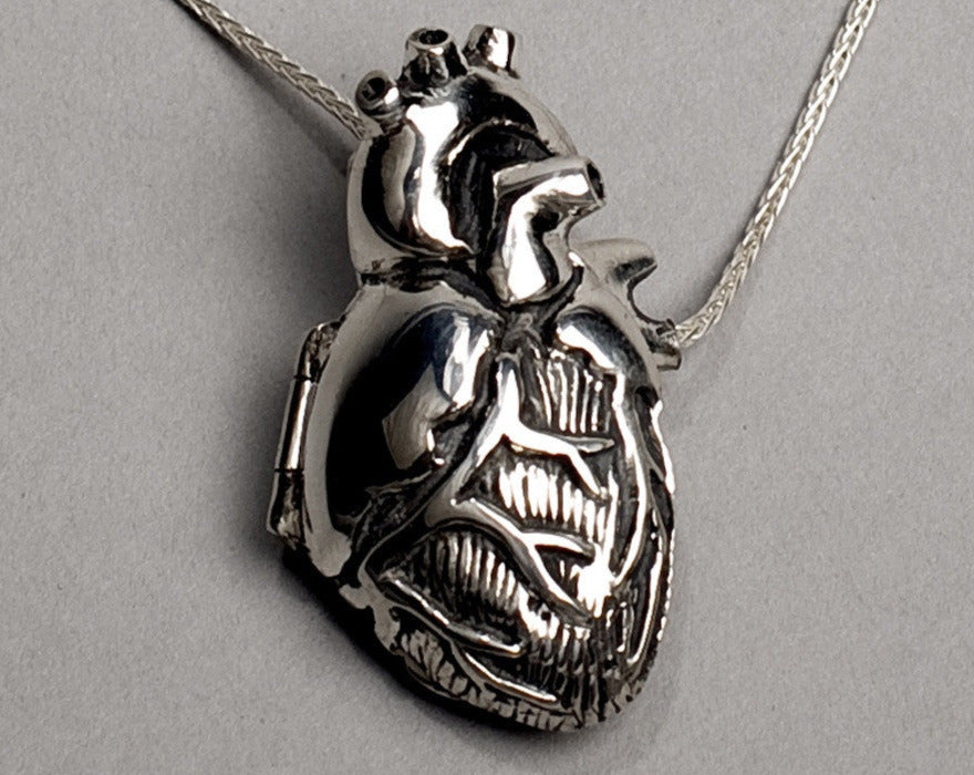 ONEarth - Golden Heart Pendant with Chain