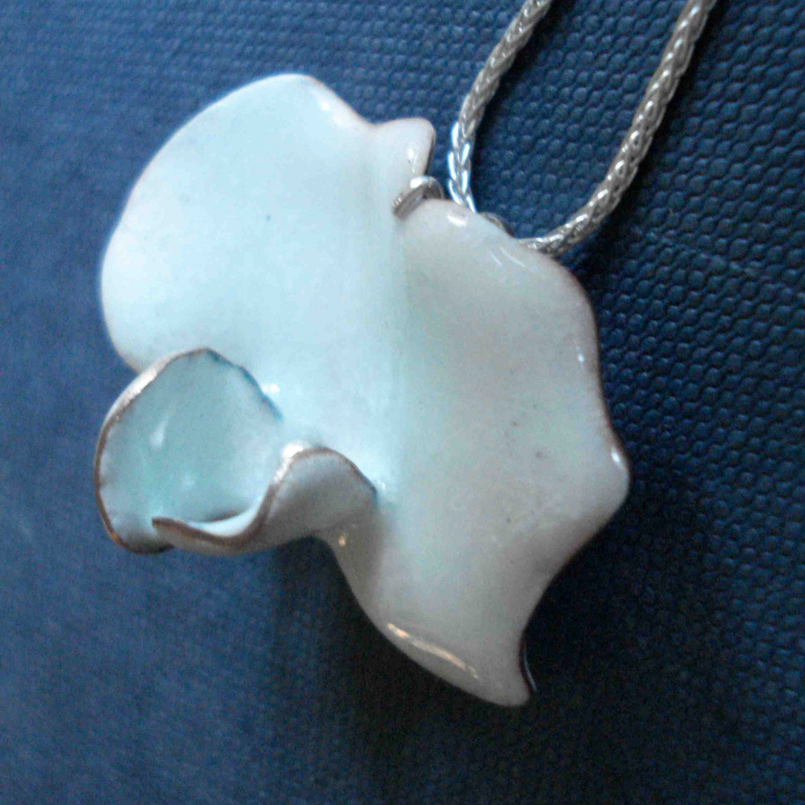 White Pea Flower Necklace