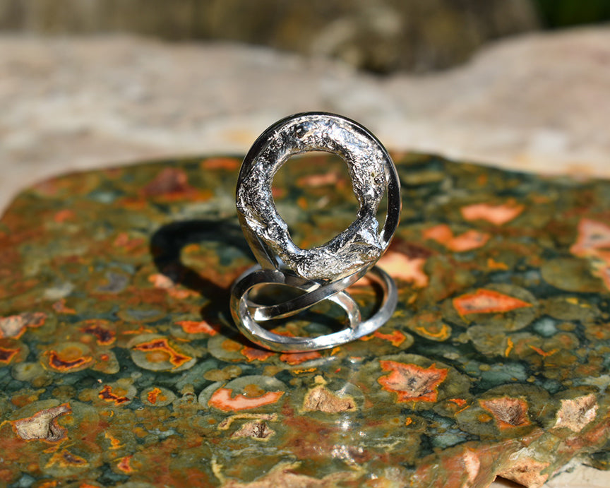 Knot Portal Ring
