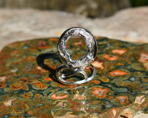 Knot Portal Ring