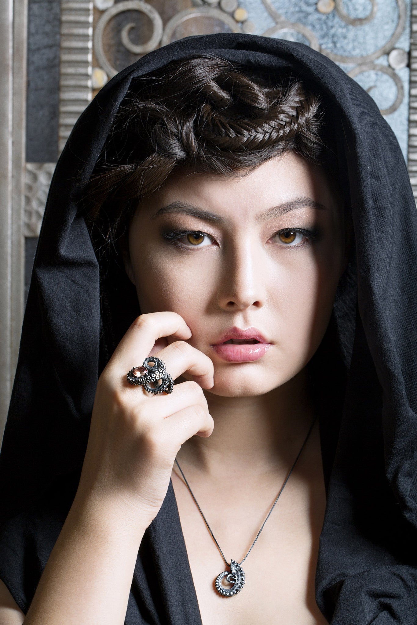 sunstone tentacle ring by Peggy Skemp, photo by Sir Reeves, Matthew Reeves, Chicago IL