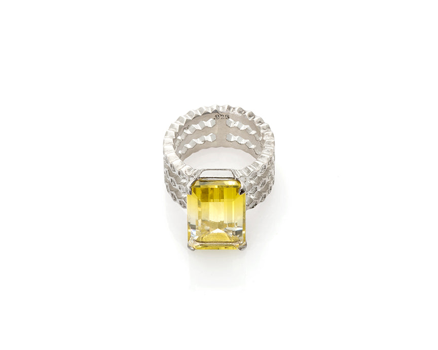 bicolor lemon quartz, honeycomb ring, cocktail ring, gemstone, collectible, quartz, lemon quartz, bicolor