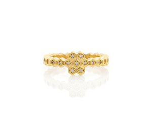 gold ring, 18ky, yellow gold, gold stacking ring, honeycomb, honeycombs, honeys, sweet gift, anniversary ring, promise ring, engagement ring, geometric design, peggy skemp jewelry