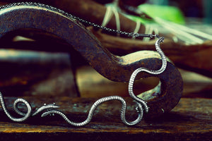 Nightcrawlers Collar