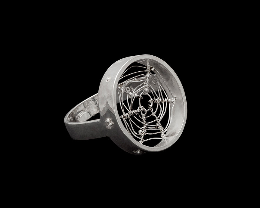 Orbweaver Circle Ring