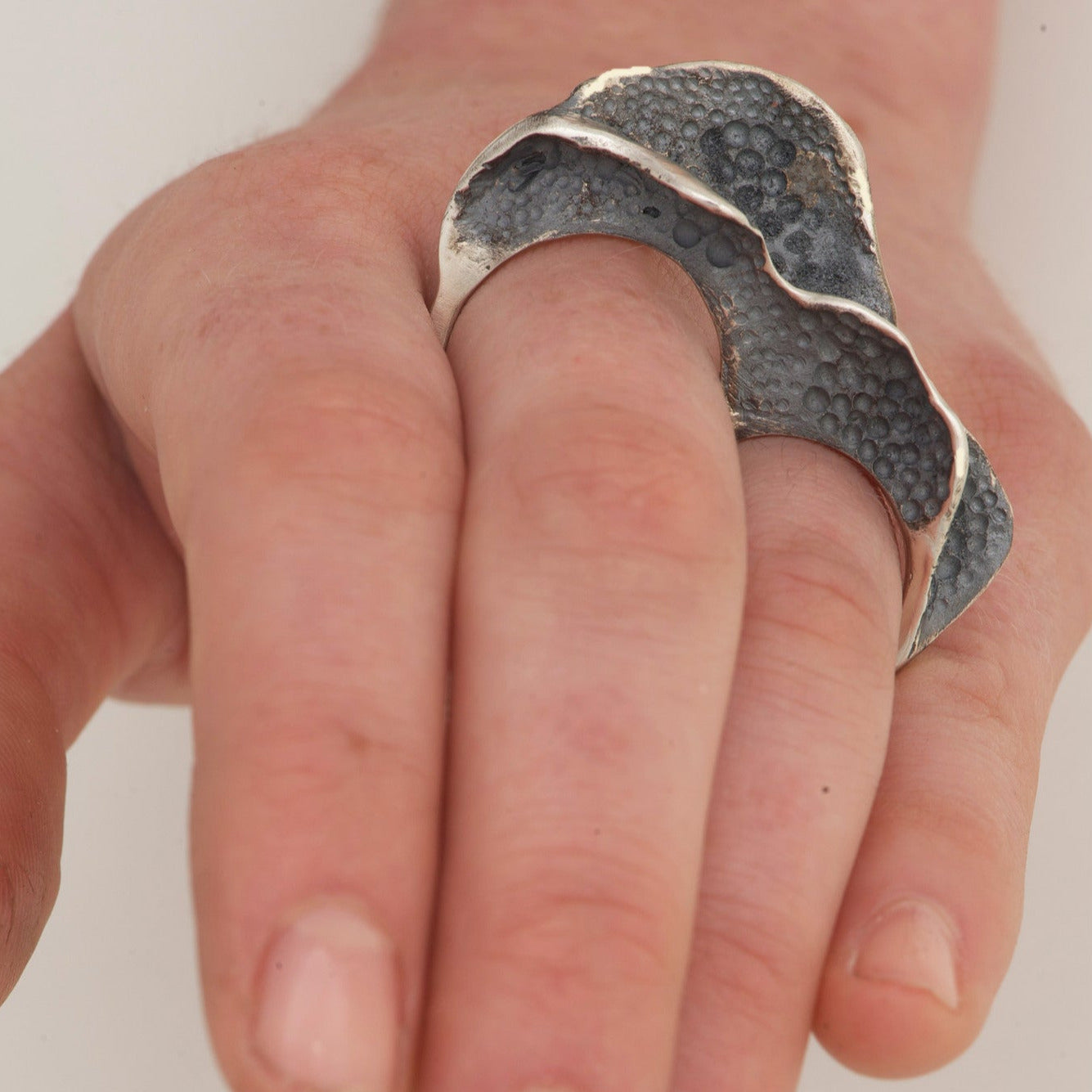 Shelf Mushroom 2-Finger Ring