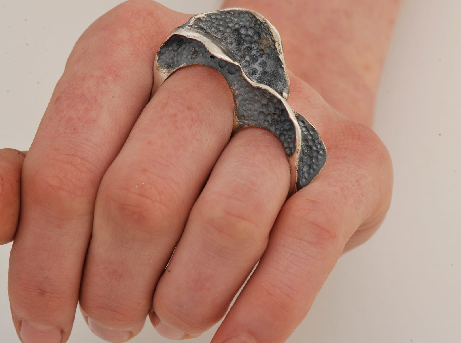 Shelf Mushroom 2-Finger Ring