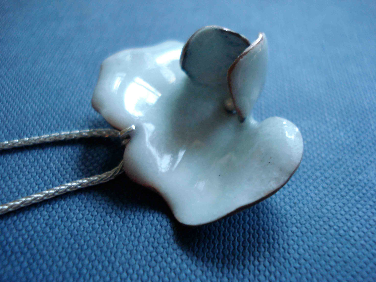 White Pea Flower Necklace